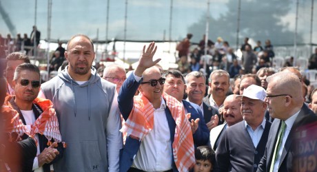 Kocagöz, Kepez’in er meydanında
