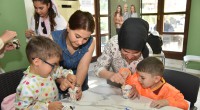 Kepez’de anne ve çocuklar renkli mum atölyesinde buluştu
