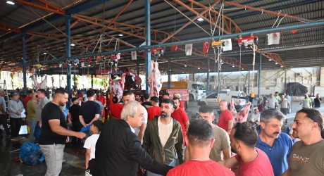 Kocagöz, kurban kesim yerlerini denetledi
