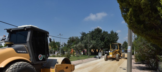 Duacı Mahallesi’nde sıcak asfalt hazırlıkları devam ediyor