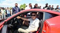 Kepez’de drag rüzgarı esti