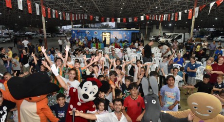 Kepez'de mahalle buluşmaları çocukların yüzünü güldürüyor