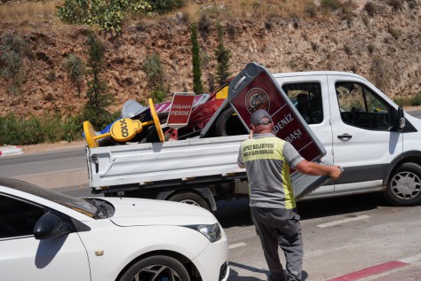 Kepez’de kamu alanı işgallerine geçit yok
