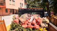Kepez’de gıda deposuna denetim:  152 kilo et ve 20 bidon turşuya el konuldu  