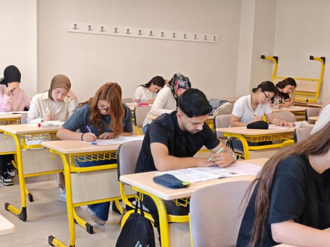 Kepez’in destek eğitim kursları gençleri hayalleriyle buluşturuyor