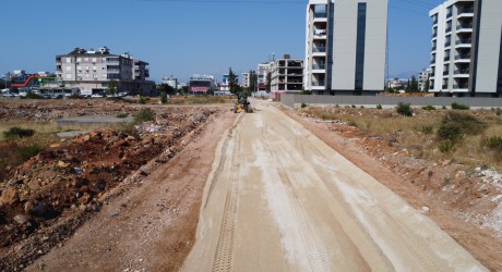 Baraj Mahallesi’nde yol çalışmaları hız kesmiyor