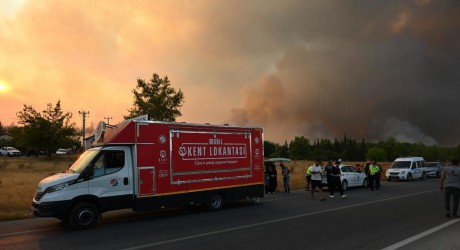 Kepez Belediyesi’nden Yangın Kahramanlarına Lojistik Kalkan