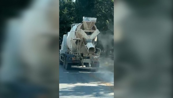 Kepez’de beton mikserine 200 bin liralık ceza!  Yola harç döktü, foto kapan ve ekipler devrede 