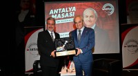 Kocagöz, Kepez’i ANTİAD’da anlattı; “Antalya’nın Geleceği Kepez” dedi
