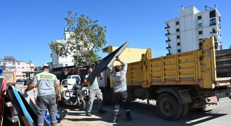 Kepez’de temizlik seferberliği: Aydoğmuş’ta 30 kamyon atık kaldırıldı