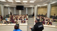 Kepez Belediyesi’nden öğrencilere yerel yönetim dersi