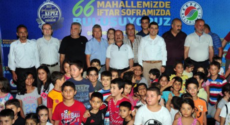 İktidar muhalefet Ramazan sevincini paylaştı